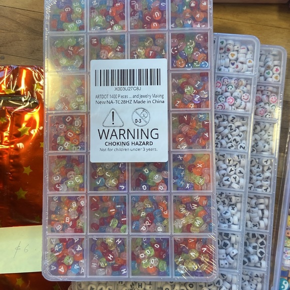 BEADS AND BEADING SUPPLIES- huge assortment! - Picture 2 of 12